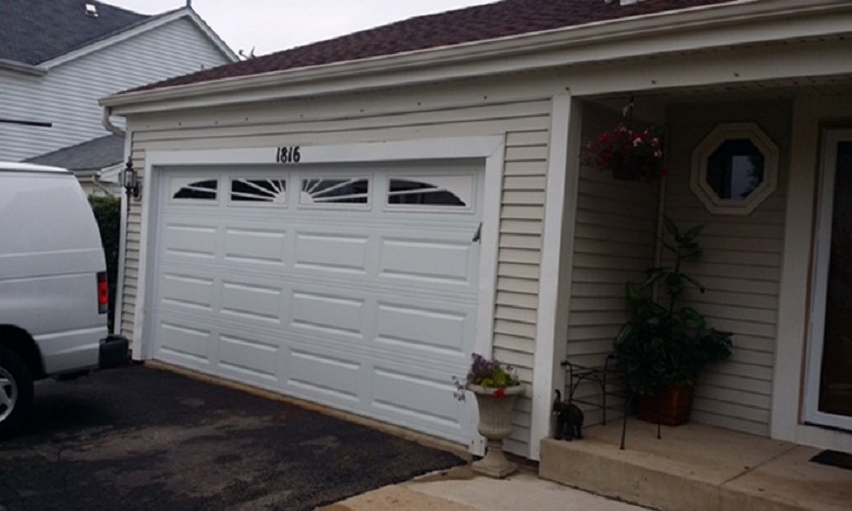 Residential Garage Doors repair in Cary