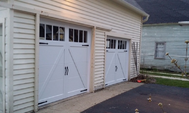 Residential Garage Doors installation & repair in Cary